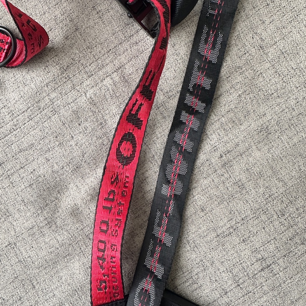 Off White Gore-Tex crossbody bag - Picture 4 of 8